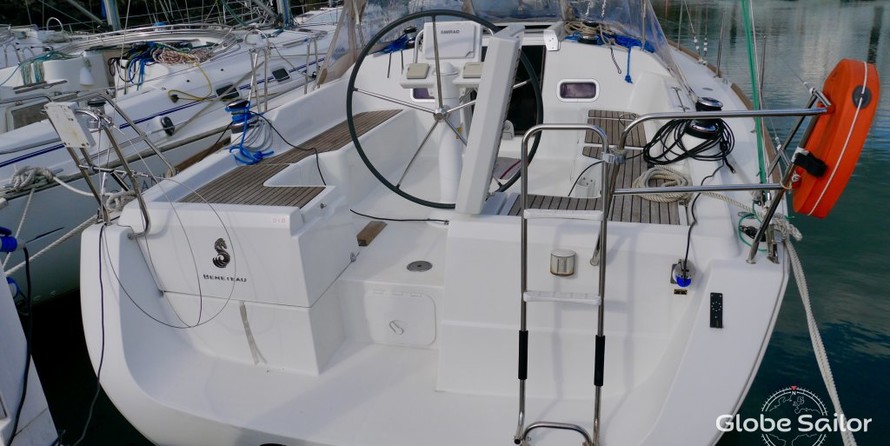Beneteau Oceanis 37