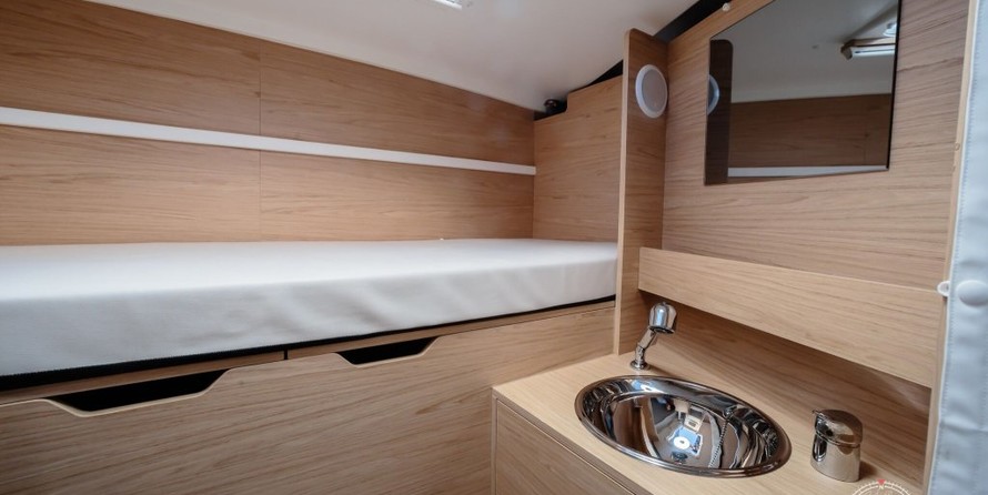 Beneteau Oceanis 51.1