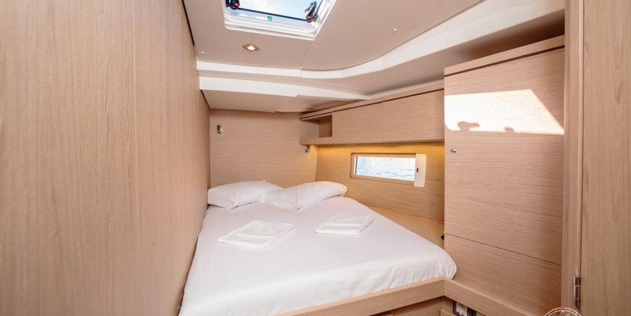 Beneteau Oceanis 51.1