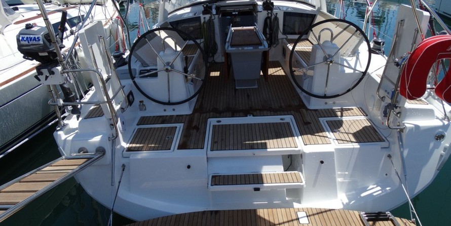 Beneteau Oceanis 41.1