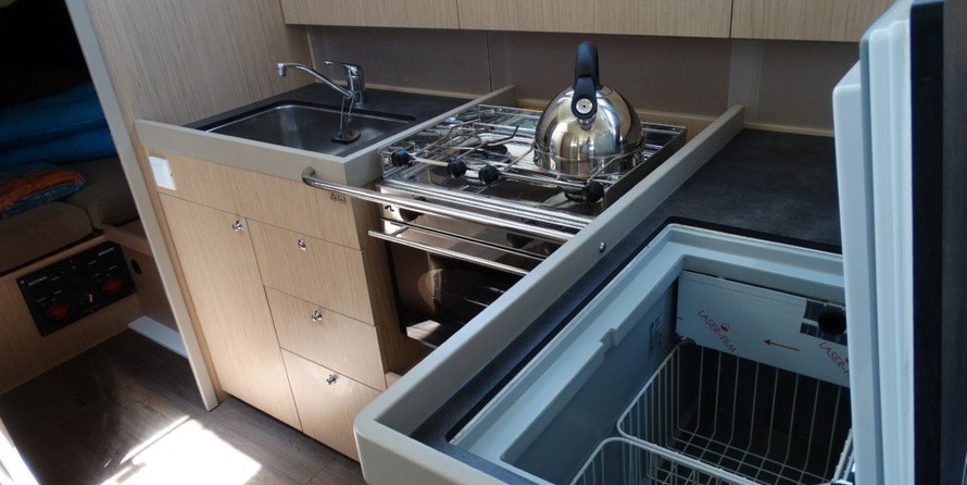 Beneteau Oceanis 41.1