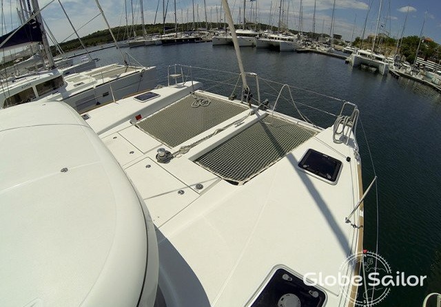 Lagoon 39