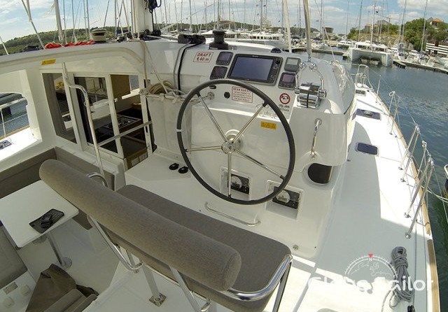 Lagoon 39