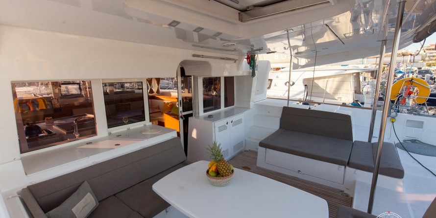 Lagoon 450
