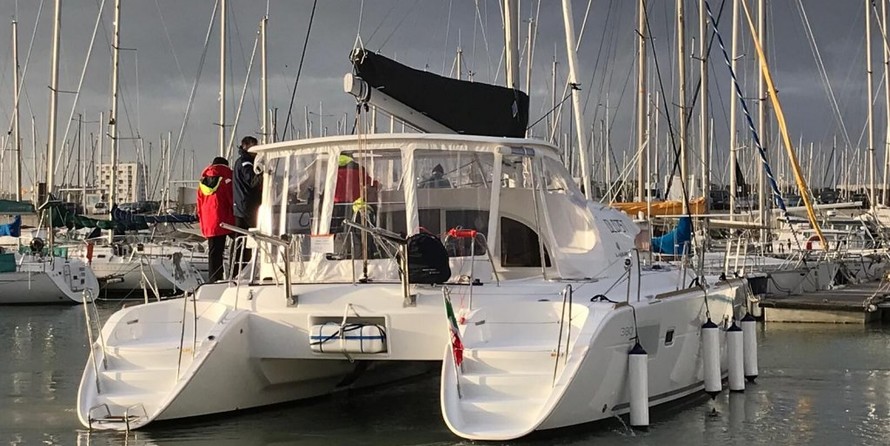 Lagoon 380