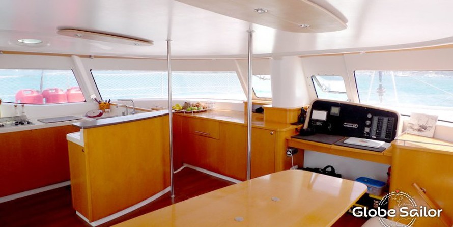 Fountaine Pajot Salina 48