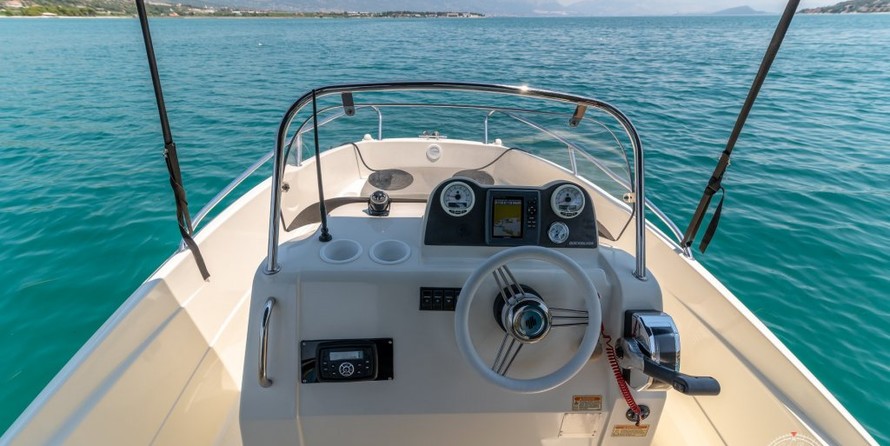 Quicksilver Activ 505 Open