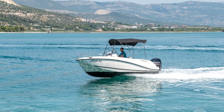 Quicksilver Activ 505 Open