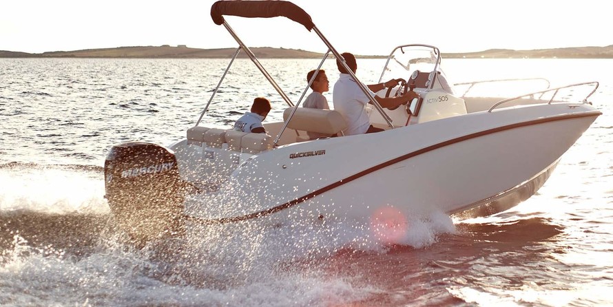 Quicksilver Activ 505 Open