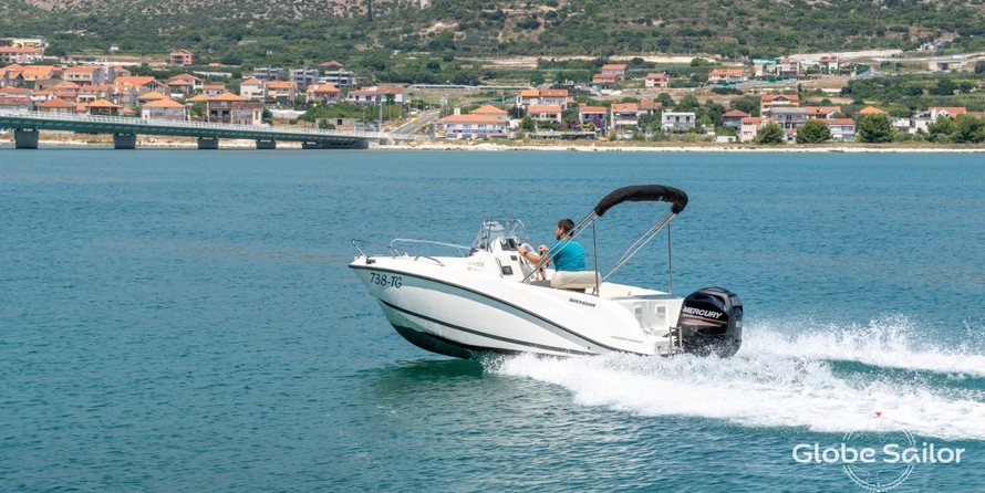 Quicksilver Activ 505 Open