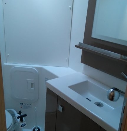 Fountaine Pajot Lucia 40