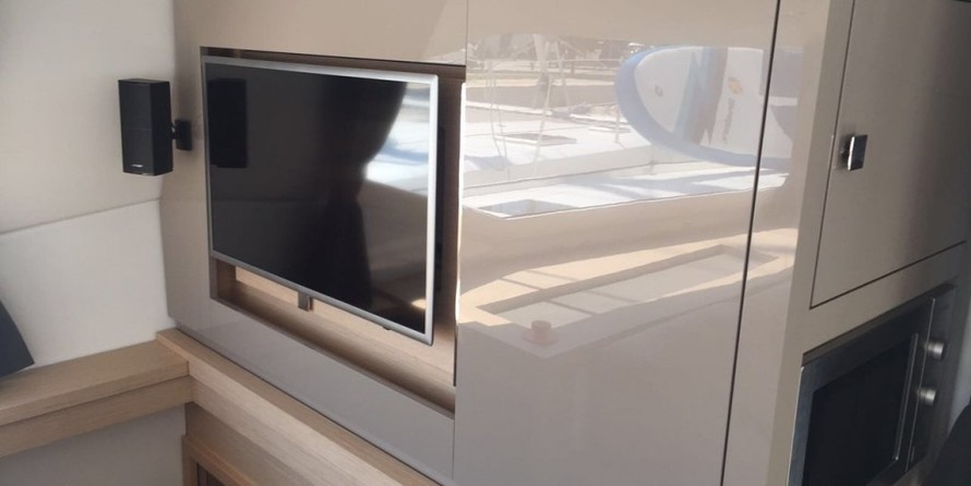 Fountaine Pajot Saona 47