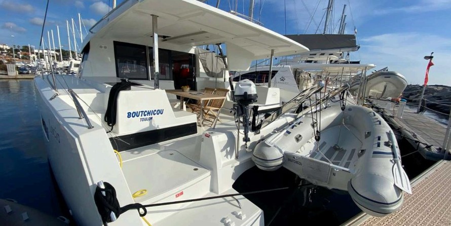Fountaine Pajot Lucia 40