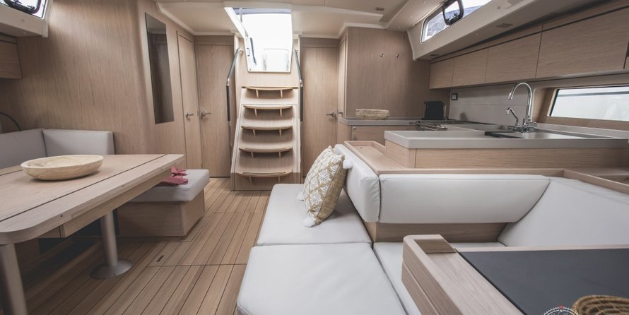 Beneteau Oceanis 51.1