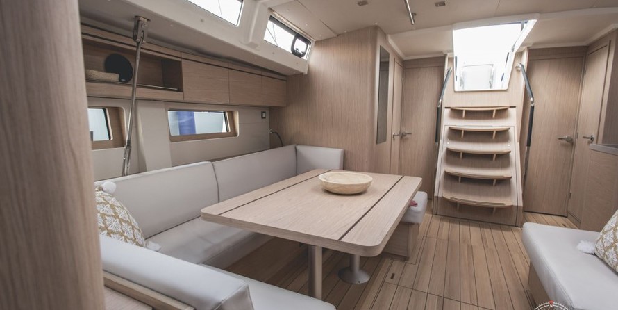 Beneteau Oceanis 51.1