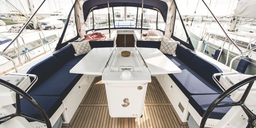 Beneteau Oceanis 51.1