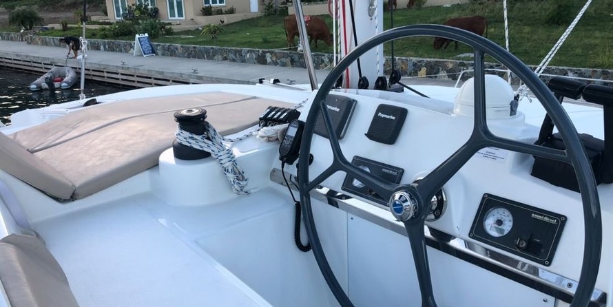 Bali catamarans 4.0 lounge