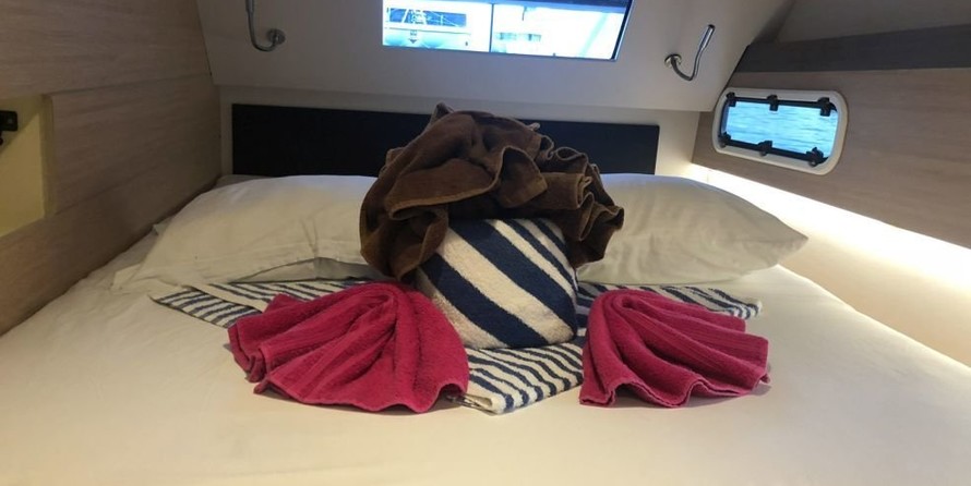 Bali catamarans 4.0 lounge