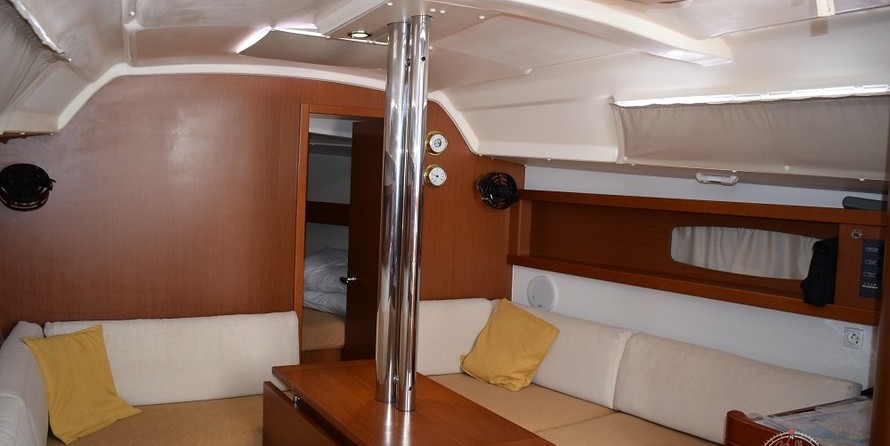 Beneteau Oceanis 34