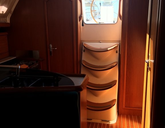 Jeanneau Sun Odyssey 37