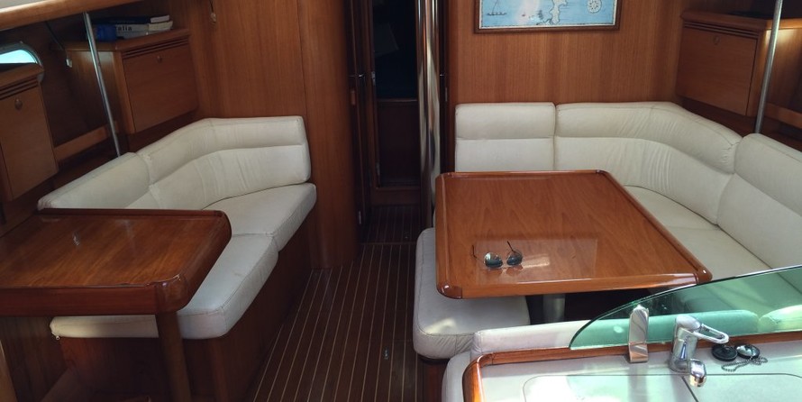 Jeanneau Sun Odyssey 43