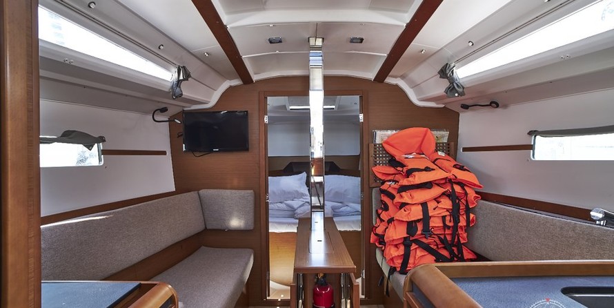 Jeanneau Sun Odyssey 349