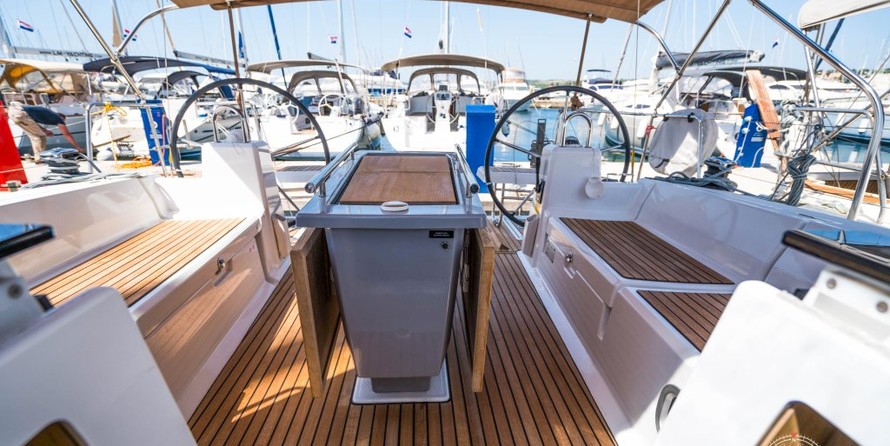 Beneteau Oceanis 41.1