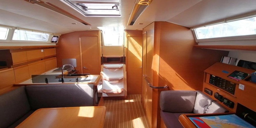 Jeanneau Sun Odyssey 439