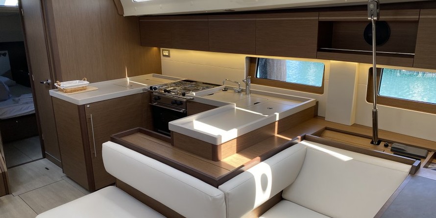 Beneteau Oceanis 51.1