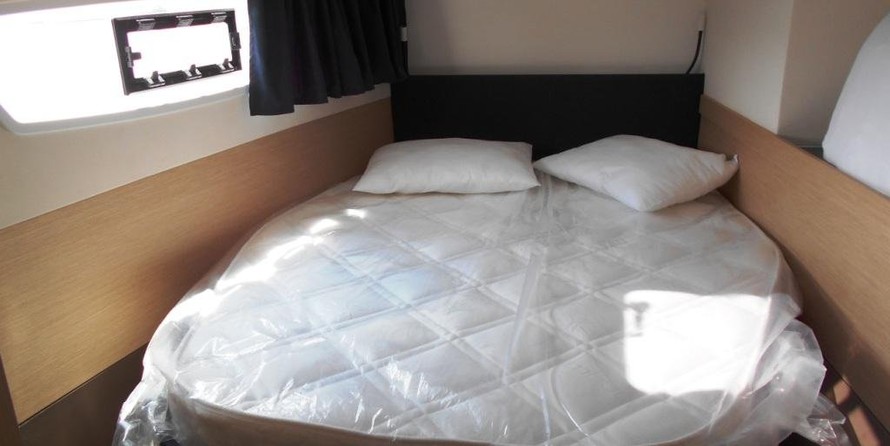 Fountaine Pajot Astréa 42