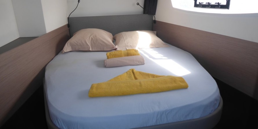 Fountaine Pajot Astréa 42