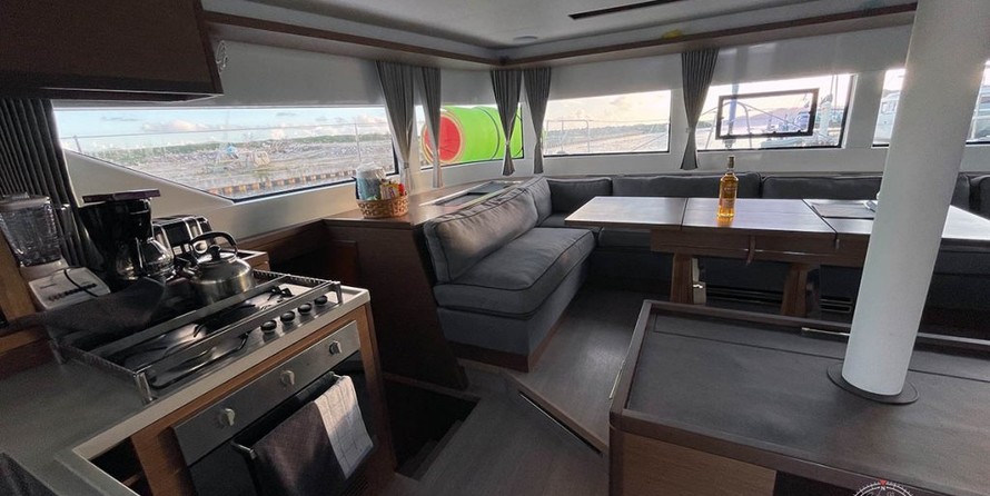 Lagoon 50