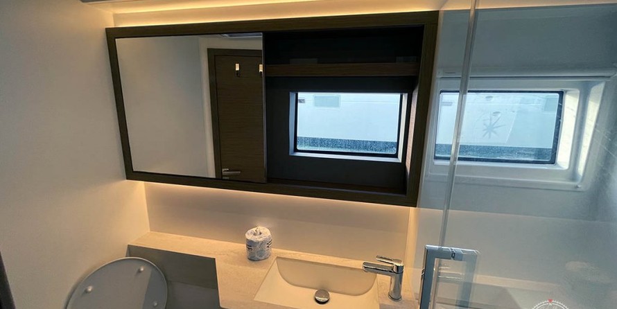 Lagoon 50