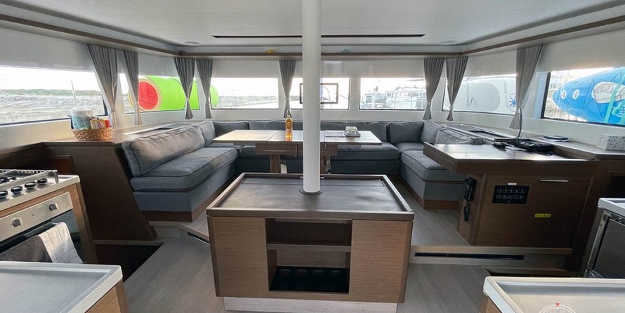 Lagoon 50