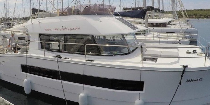 Fountaine Pajot MY 37