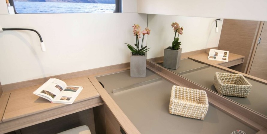 Fountaine Pajot Alegria 67
