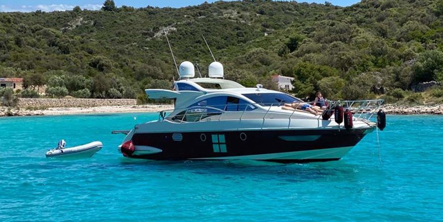 Azimut 43 S