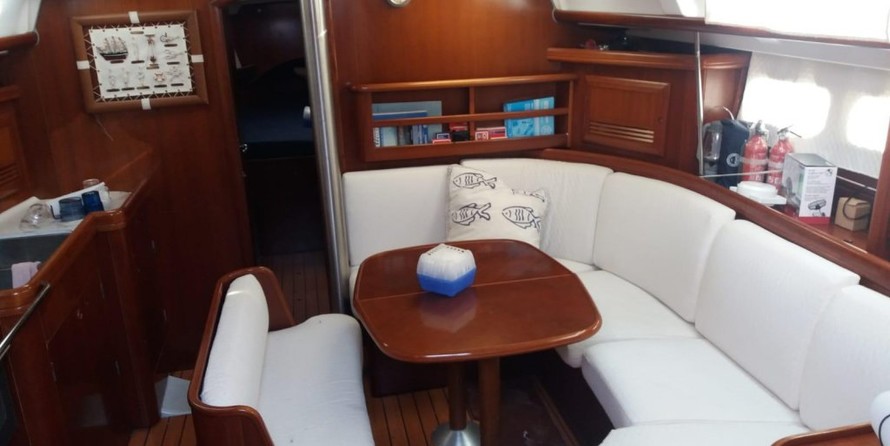 Beneteau Oceanis 423
