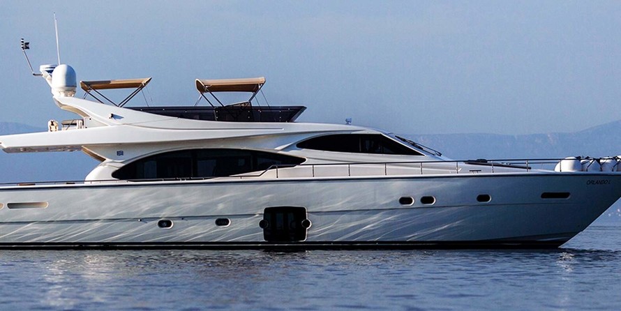 Ferretti 780