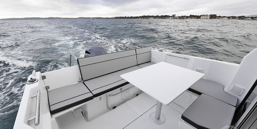 Jeanneau Merry Fisher 695