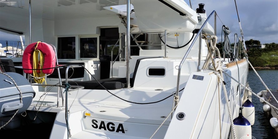 Lagoon 450 SporTop