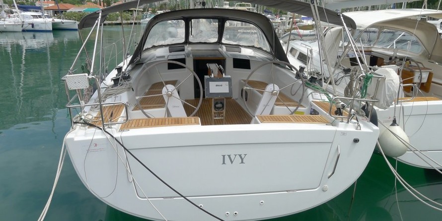 Hanse 415
