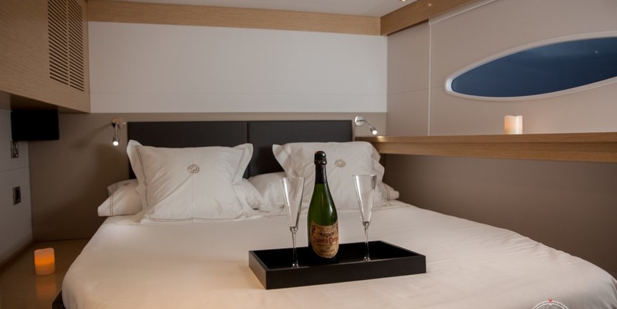 Fountaine pajot victoria 67