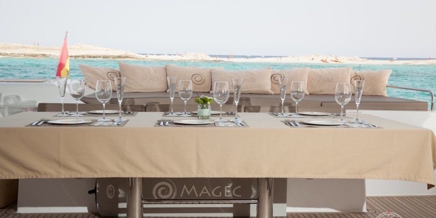 Fountaine pajot victoria 67