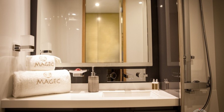 Fountaine pajot victoria 67