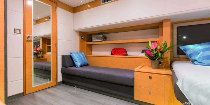 Fountaine pajot victoria 67