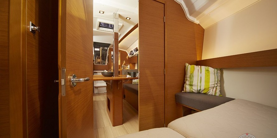 Jeanneau Sun Odyssey 349