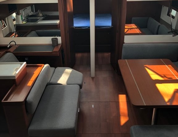 Beneteau Oceanis 51.1