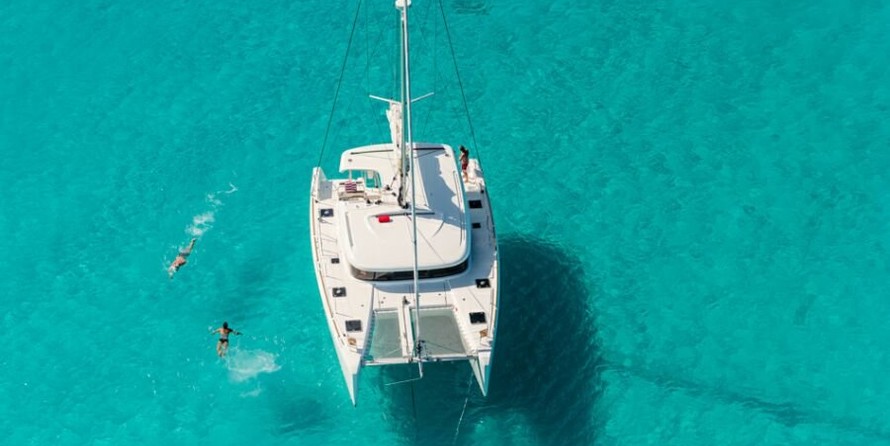 Lagoon 39