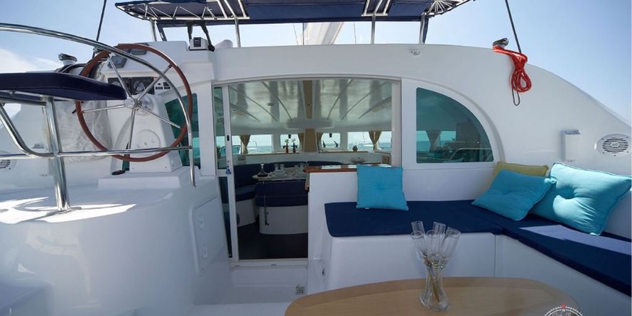 Lagoon 380
